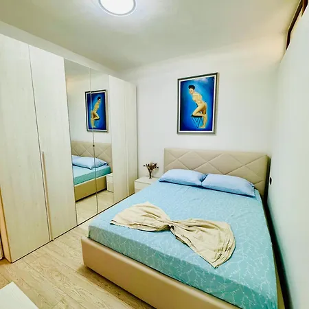 شقة Boulevard Cozy Retreat With Easy Self-check-secure Lockbox Access فلورا