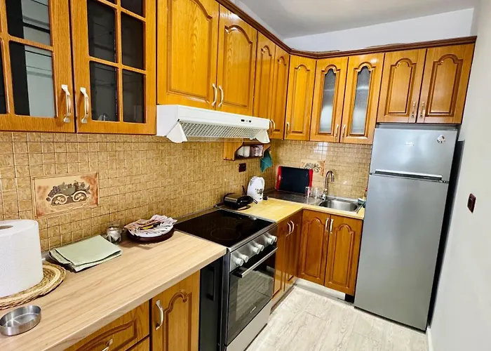 Apartment Boulevard Cozy Retreat With Easy Self-check-secure Lockbox Access Vlore