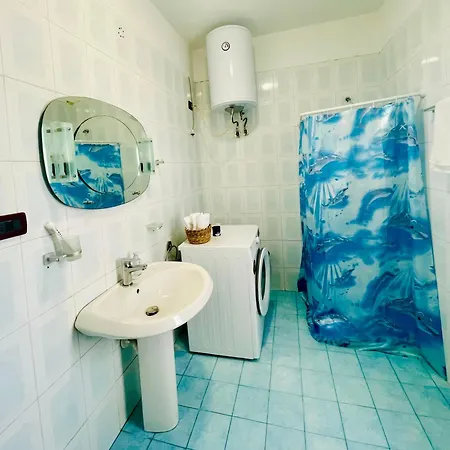 Boulevard Cozy Retreat With Easy Self-check-secure Lockbox Access Apartment *